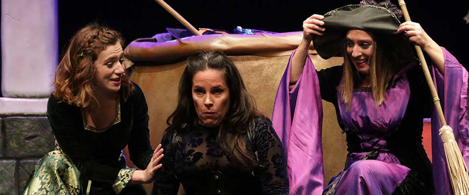 Teatro. Guayominí Producciones: Las Brujas de Corococó