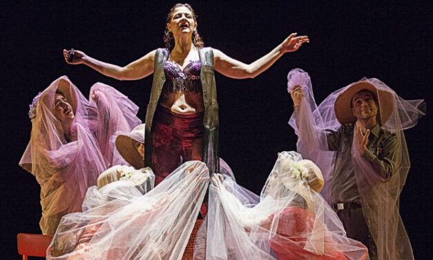 Teatro – Las niñas de Cádiz: Las Bingueras de Eurípides
