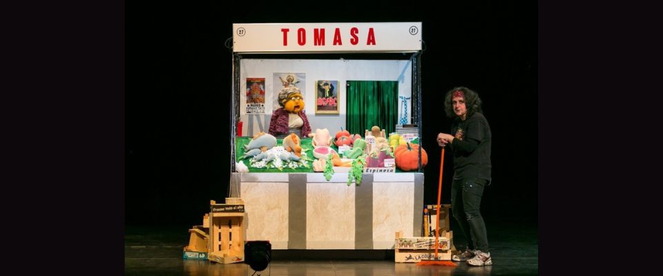 Teatro de calle – Cazando Gamusinos: ¡Ay pera, perita, pera!