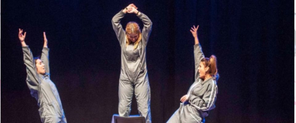 Teatro – Arte producciones JR Teatro: Mujeres a escena