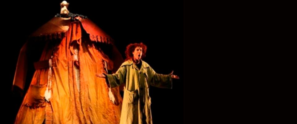 Teatro – El gran traje